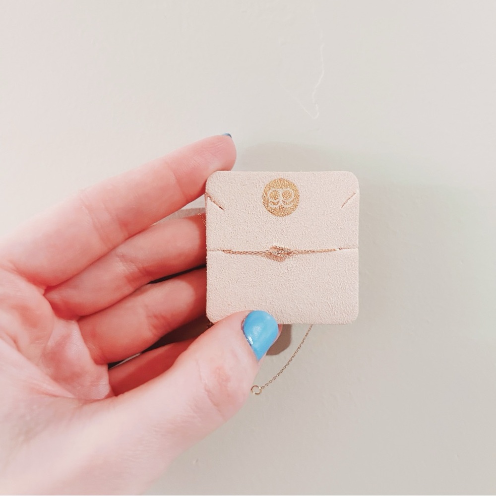 gorjana | diamond pave alphabet bracelet - N in 14k solid gold ↷ - Picture 6 of 16